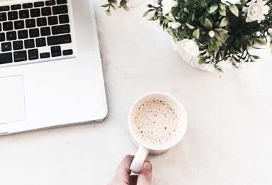 雷霆队主场激战强敌：季后赛席位争夺战前瞻